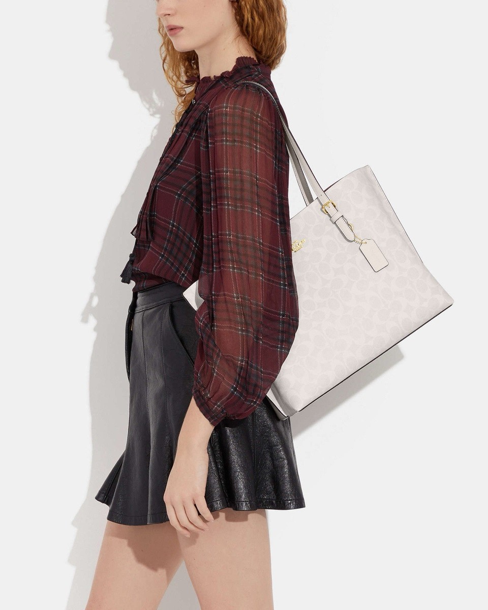 COACH 1665 Mollie Tote Bag In Signature Canvas & Gold/Leather