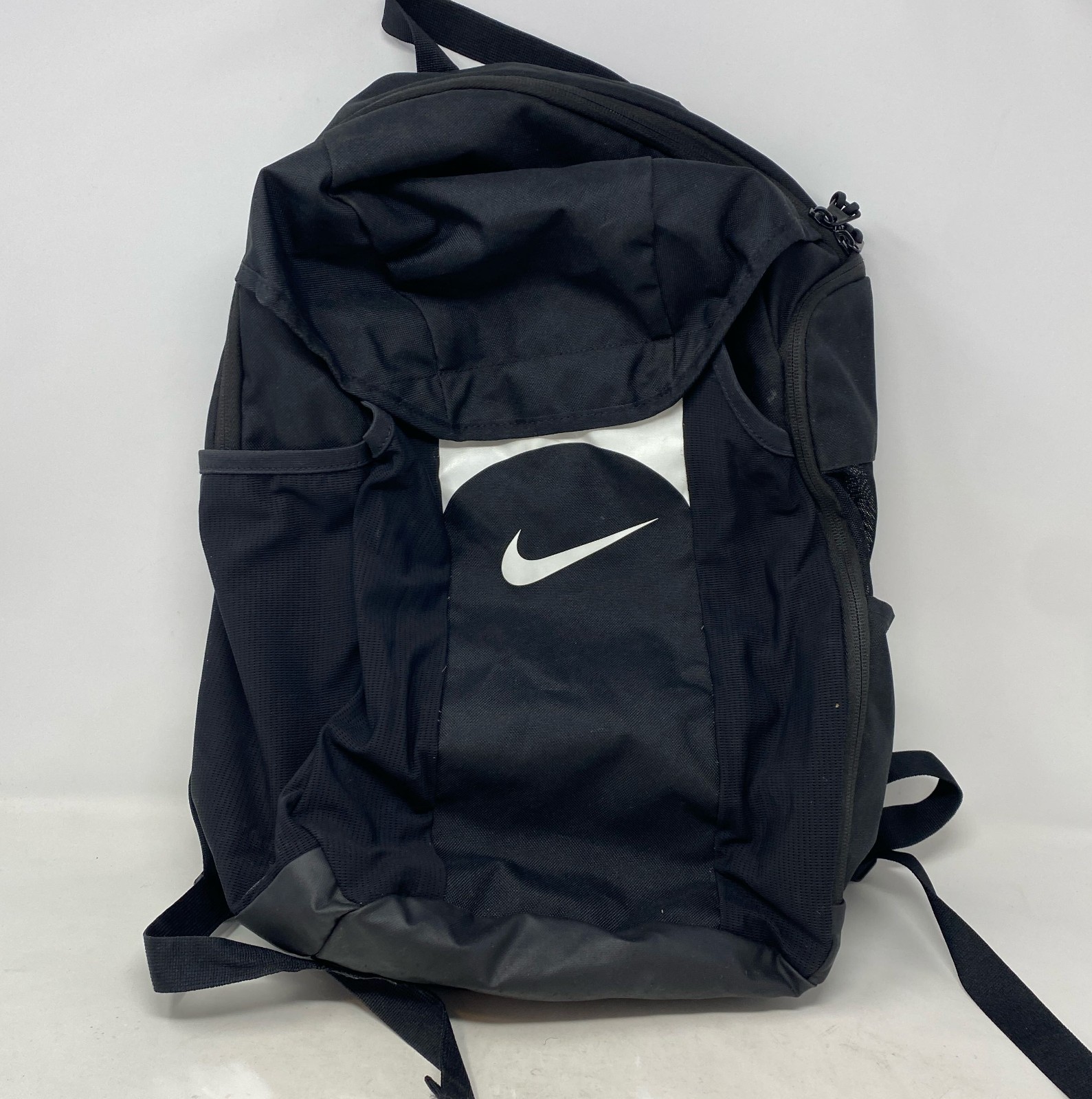 Nike Academy Team 30L Backpack Black/Black/White DV0761-011 Storm-FIT