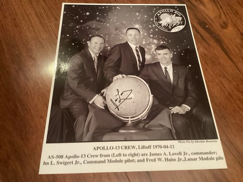 JAMES JIM LOVELL SIGNED HANDSIGNIERT APOLLO 8 13 MOON NASA