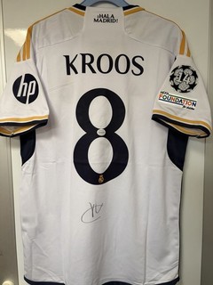 Signed Toni Kroos Real Madrid Jersey with Coa