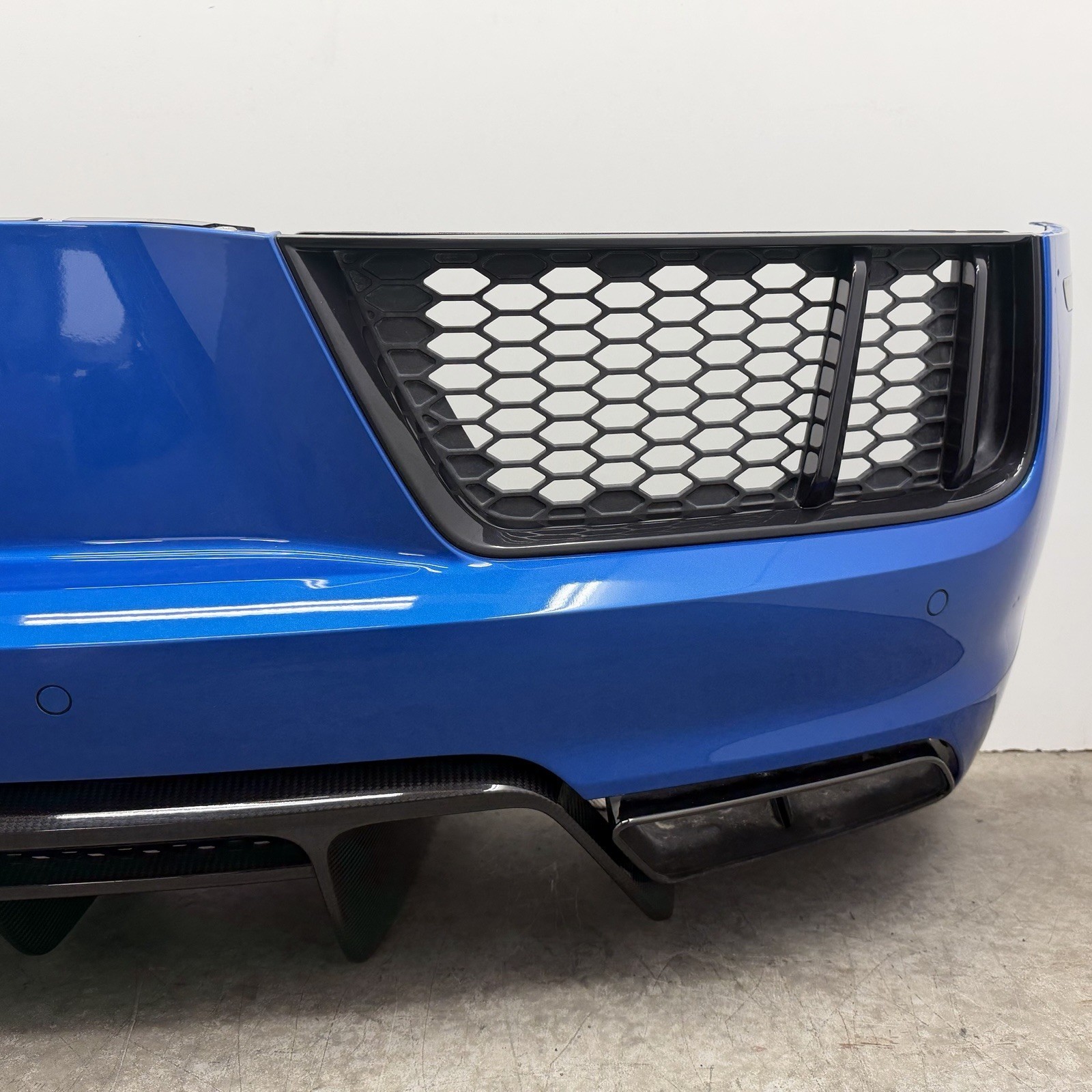 Audi R8 2017-2018 Rear Bumper