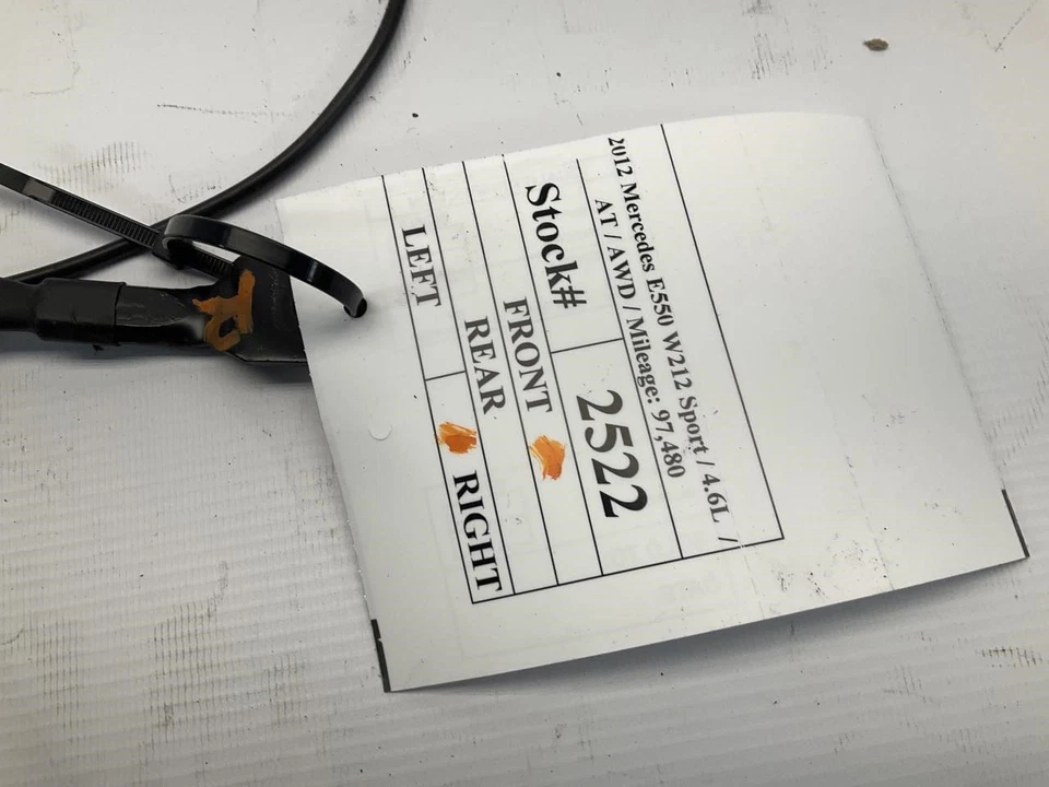 Пряжка ремня безопасности правого переднего пассажира для Mercedes-Benz E550 W212 4.6 AT 10–18 B годов выпуска - Изображение 4 из 4