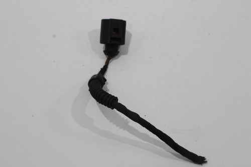 Skoda Octavia 1U MK1 4 Pin Wiring Connector and Short Length of Wire 4B0973712 - Picture 5 of 13