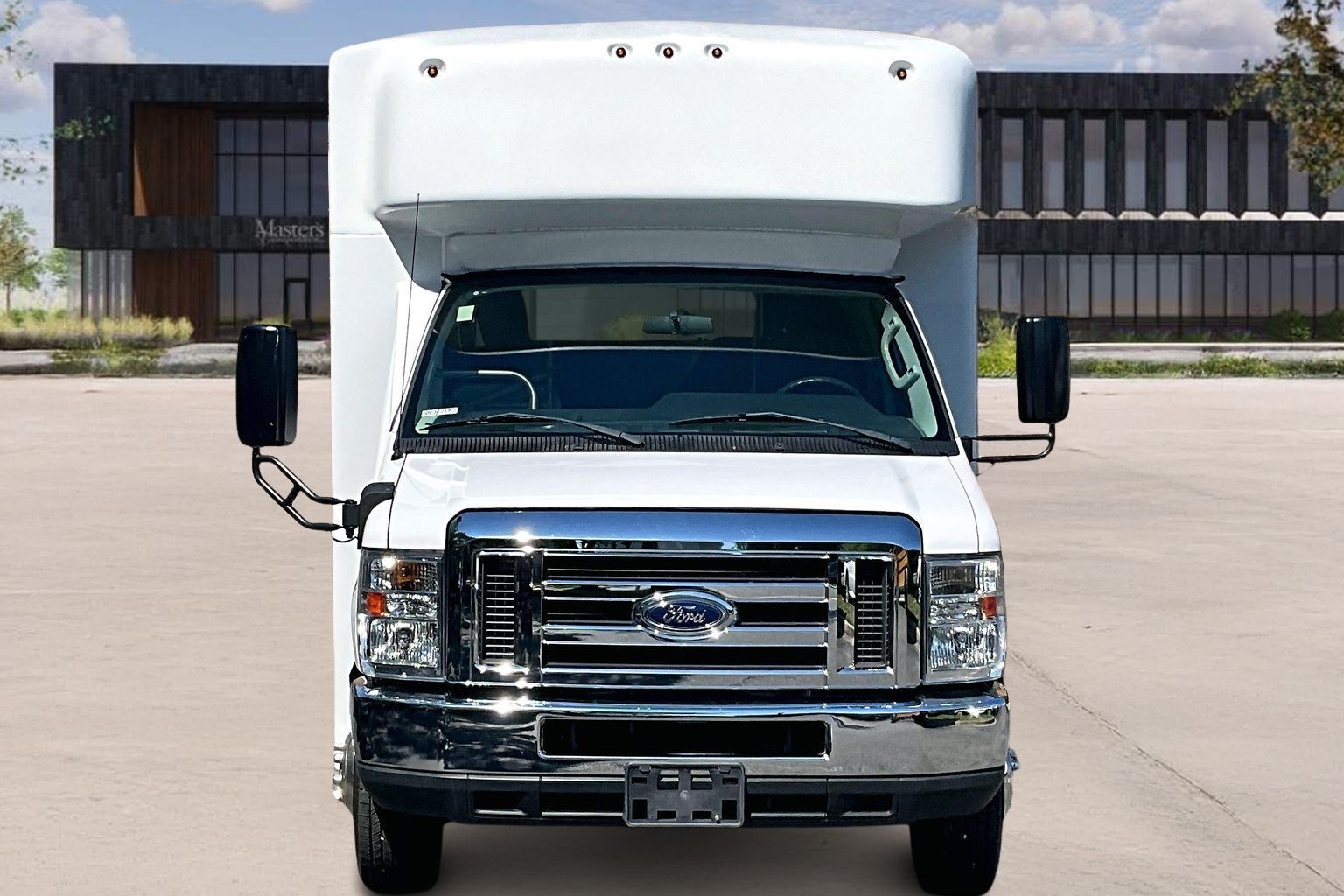 2018 Ford E-350 Super Duty
