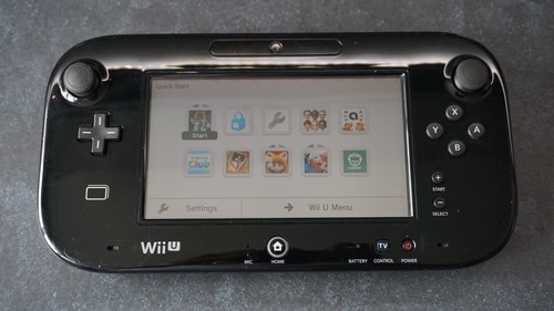 Official Nintendo WII U GamePad + Charger - Black - Picture 2 of 10