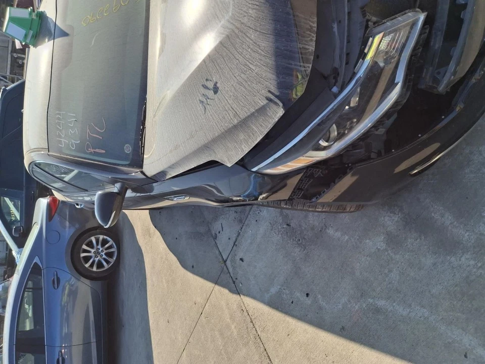 Depósito de lavadora KIA OPTIMA 2017 tracción delantera 2,4 L usado fabricante de equipos originales 70000 millas - Stock 092290 Foto 2 de 4