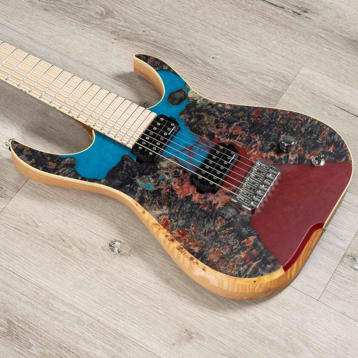 Skervesen Raptor 7 7-String Baritone Guitar, Poplar Burl Custom Red / Blue Stain Skervesen Raptor 7 7-String Baritone Guitar, Poplar Burl Custom Red / Blue Stain