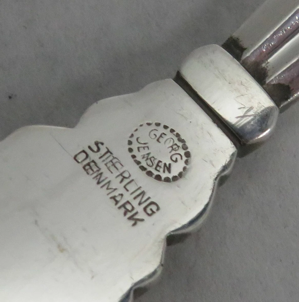 GEORG JENSEN STERLING SILVER (8) ACORN 7 1/2" DINNER FORKS - Image 4 of 4