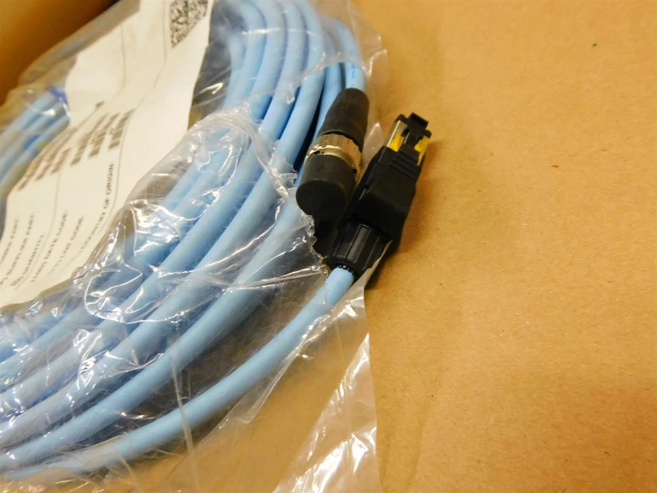 OMRON (XS series) - Cat.5e 4-pin M12 male connector + RJ45 XS5W-T421-KMC-K  - Image 4 of 4