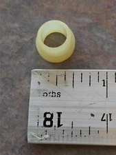 NOS OEM BRIGGS & STRATTON SNAPPER 13321 BUSHING 7013321