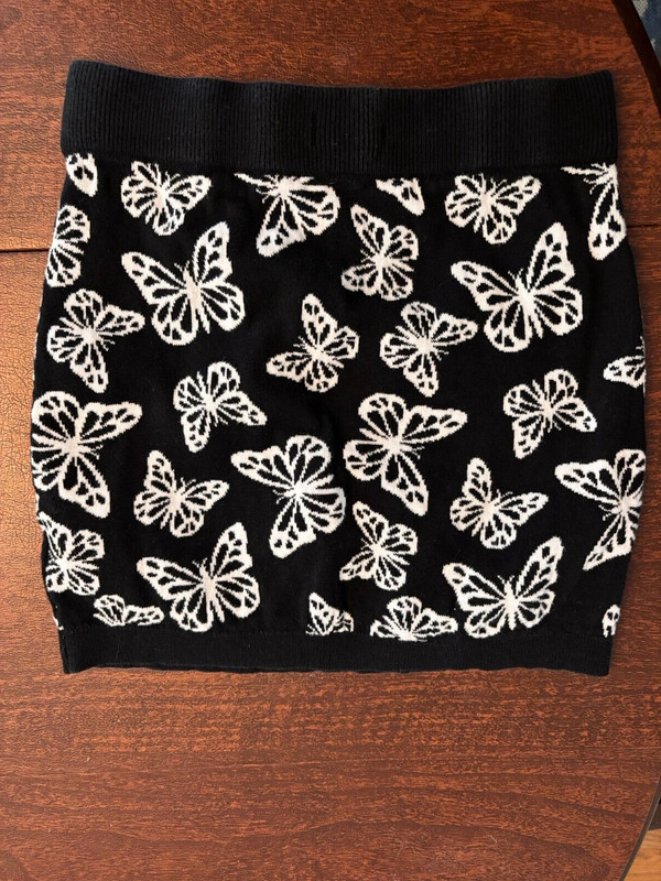 Art Class butterfly Knit Skirt -Size Large 10/12 Preowned