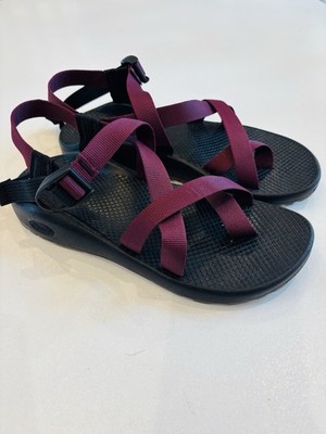 Chaco Women s Z2 Classic Sandals In The Color Solid Fig Size 10