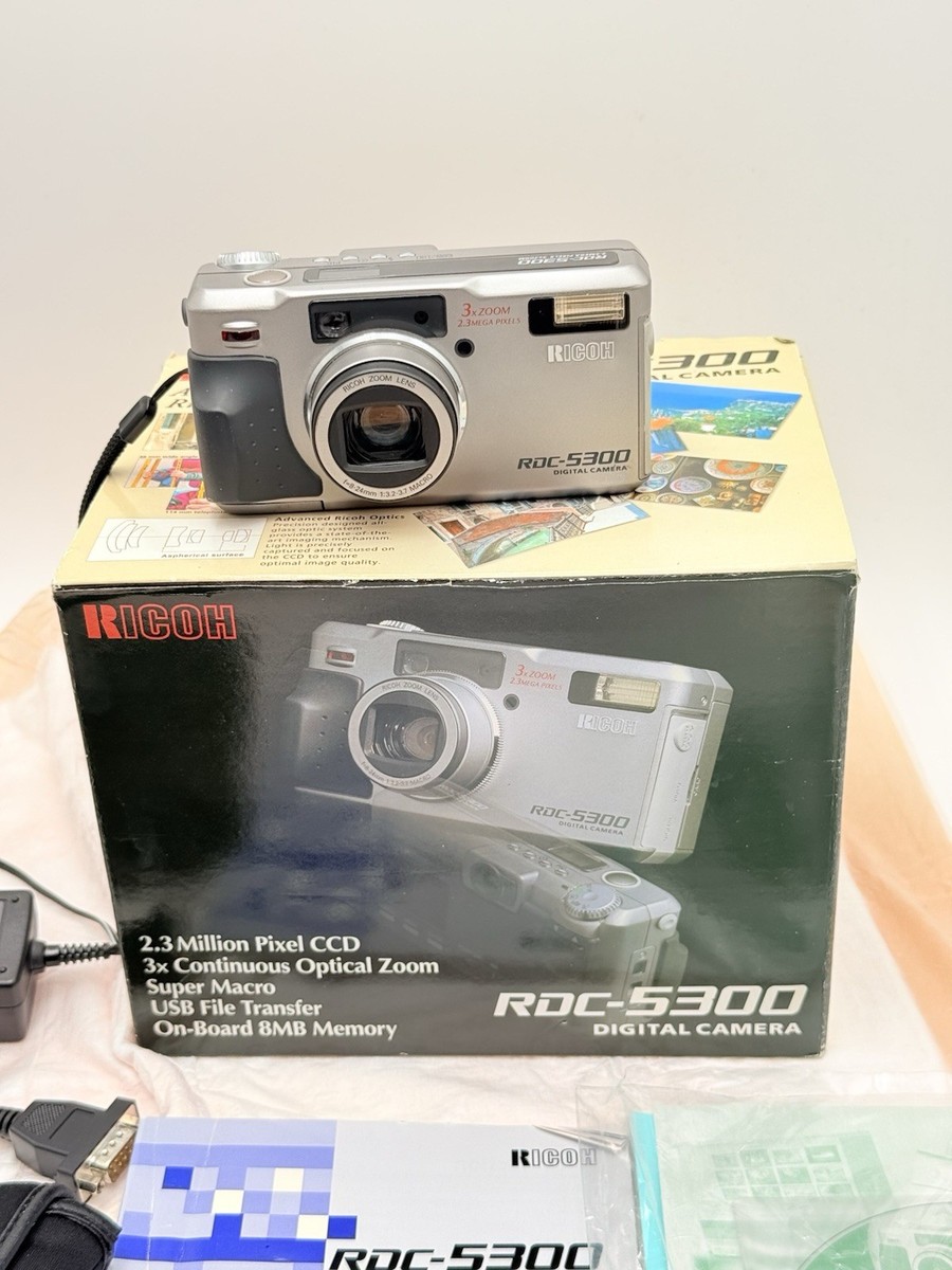 Ricoh RDC-5300 2.3MP Compact Digital Camera Silver With Box