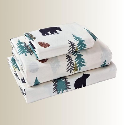 AMAJY Rustic Style Woodland Bear Pine Tree Queen (U.S. Standard), Multicolor 