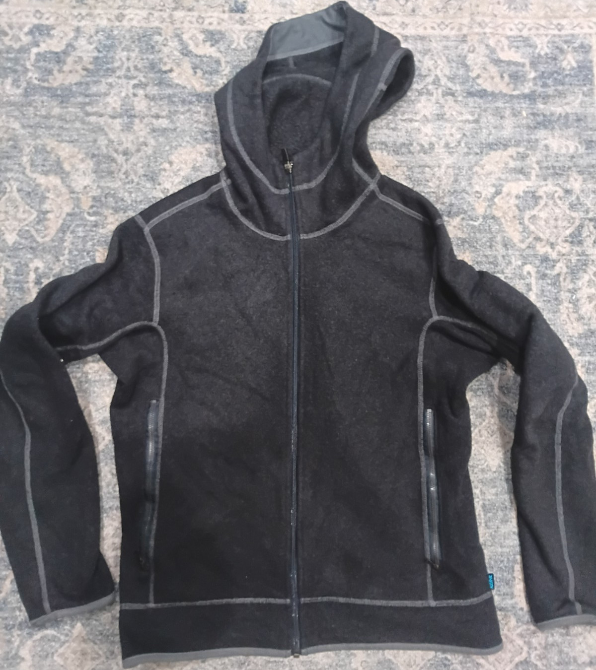 KUHL Black Full Zip Fleece Jacket Men’s Size M Mid-Length Stand-Up Logo