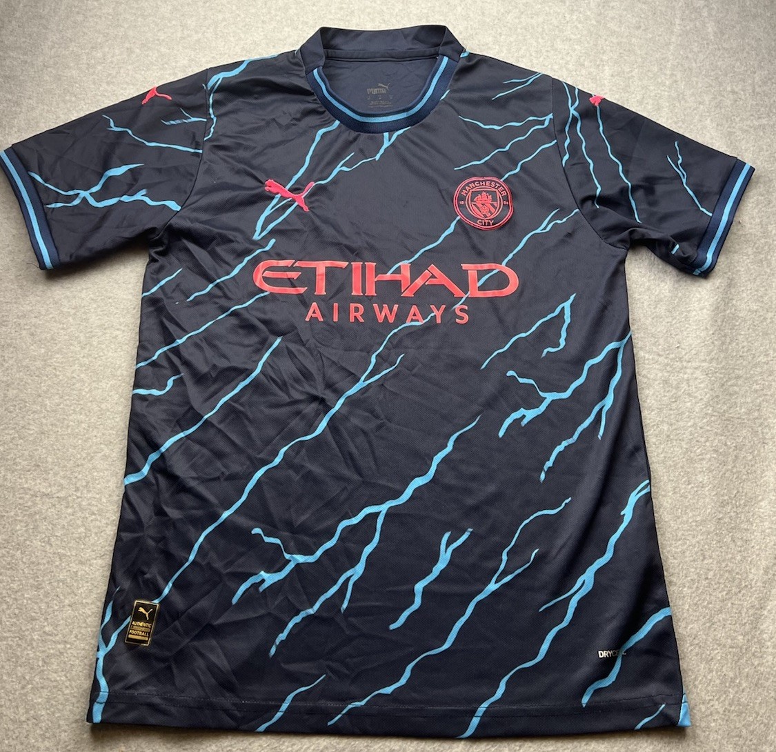 Puma Men’s Manchester City Third Soccer Jersey Size Medium Man City 2023-24 Blue