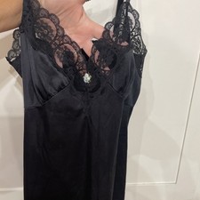 Vtg Sliperfection Black Full Dress Slip Sz 34 Lace Trim Lingerie Pin Up Coquette