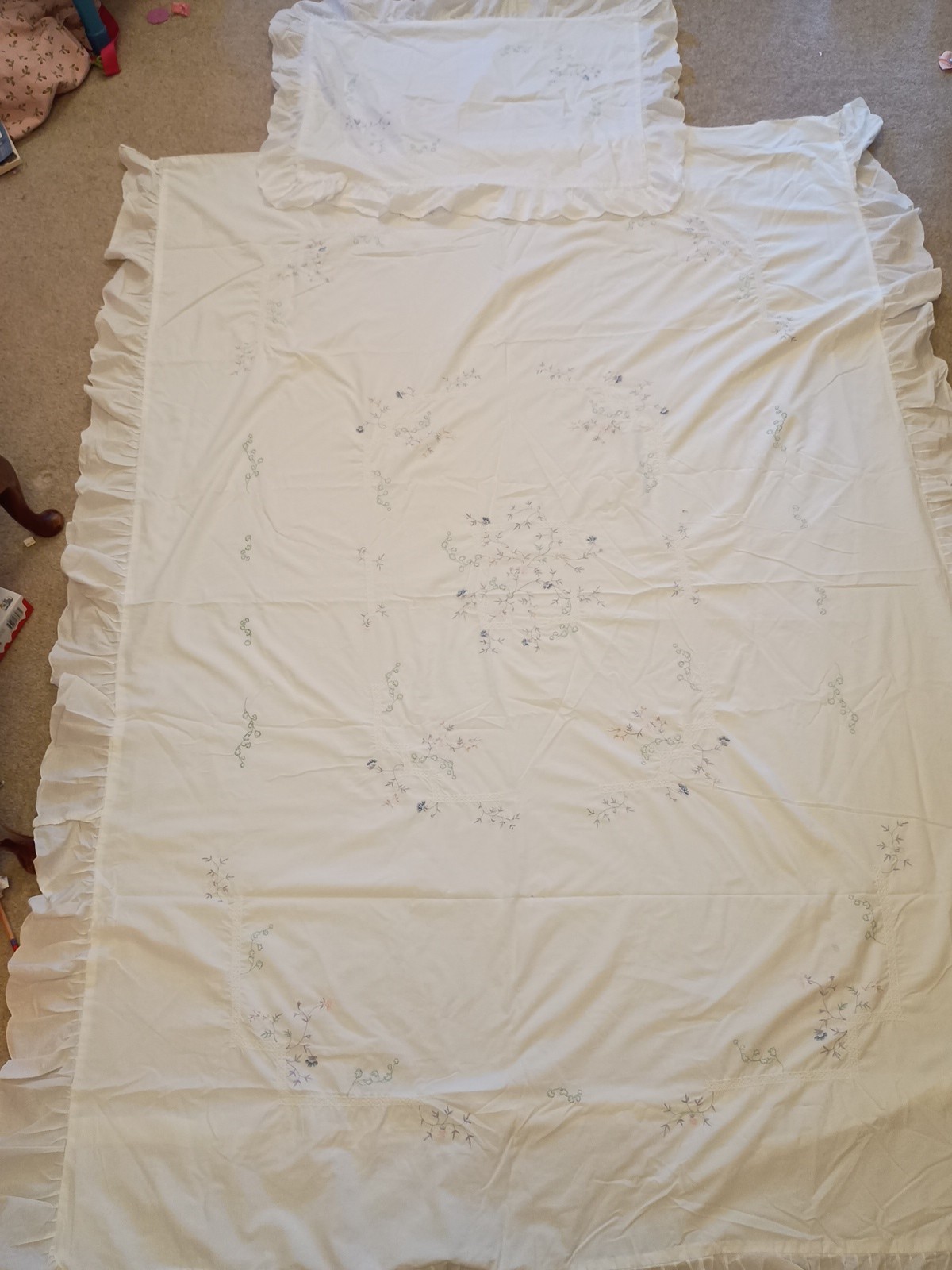 Picture 12 of 24
