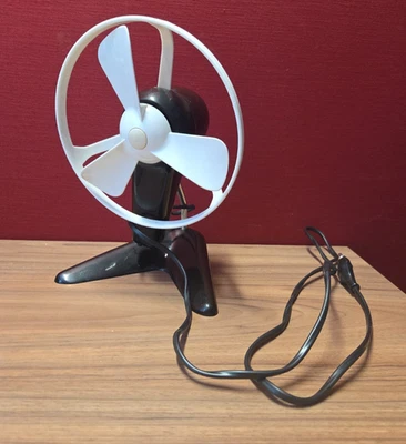 DDR Omega Tischventilator Typ 7020  Bakelit funktionsfähig 2 Stufen #421 - Bild 1 von 3