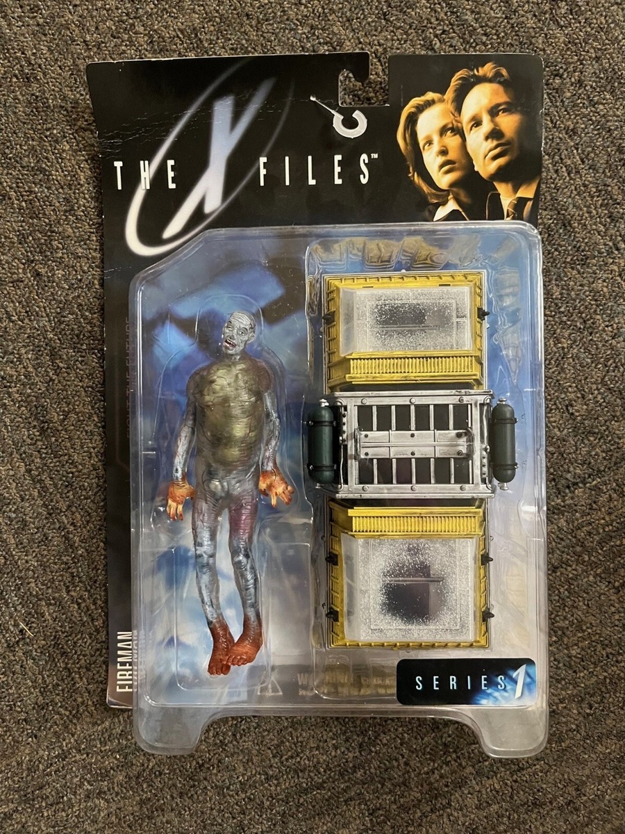 1998 The X-Files Fireman Action Figure McFarlane Toys SEALED FBI