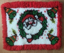 Christmas SANTA CLAUS Latch Hook Rug 27x20