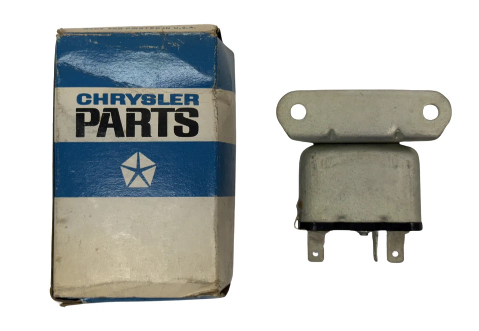 1966 - 1967 年道奇充电器旋转控制车头灯前照灯继电器 2661154 NOS — 第 2/4 张图片