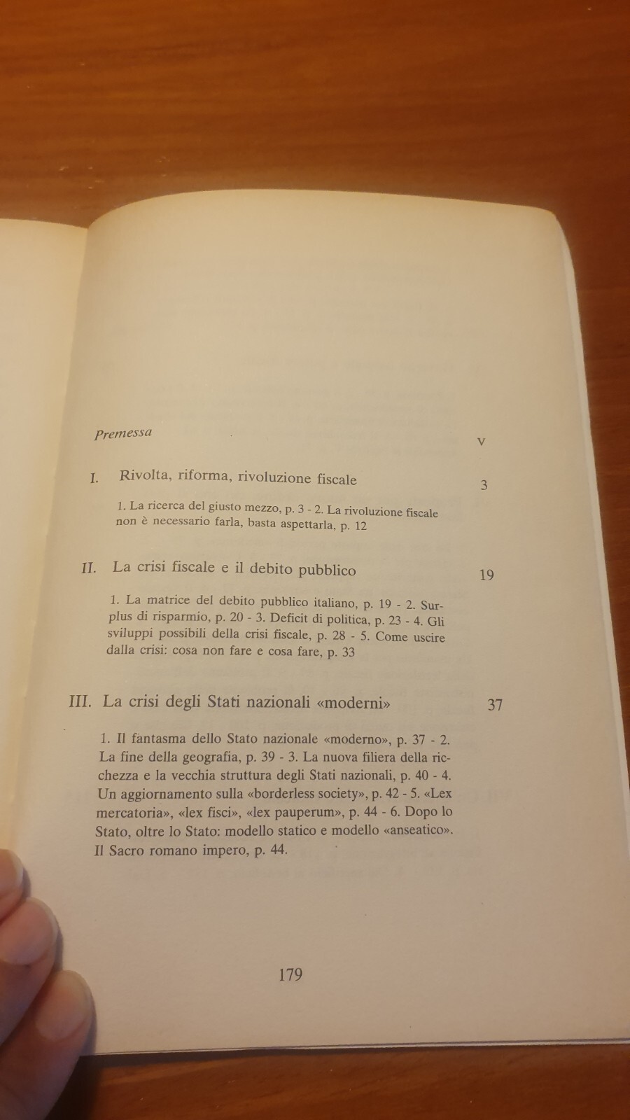 Foto 11 di 13