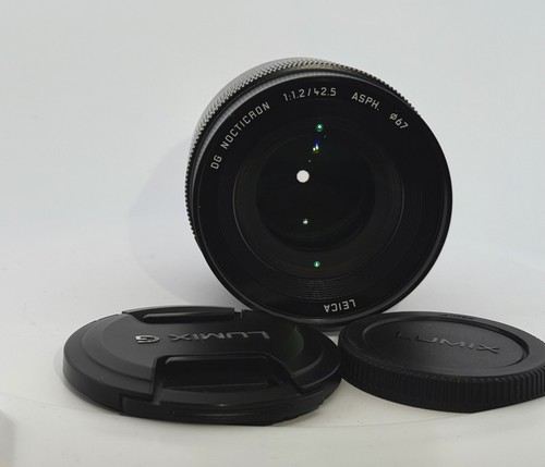 Panasonic Leica DG Nocticron 42.5mm f/1.2 ASPH. POWER O.I.S. Lens - Picture 5 of 6