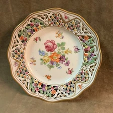 Schumann porcelain Germany château Dresden flowers Rose Flower Dessert plate
