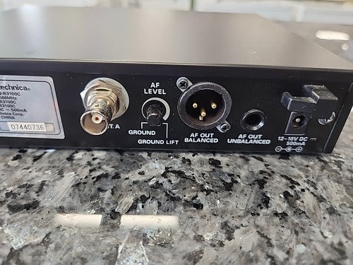 Audio Technica ATW-R3100C UHF Synethesized Diversity Receiver - Picture 5 of 5