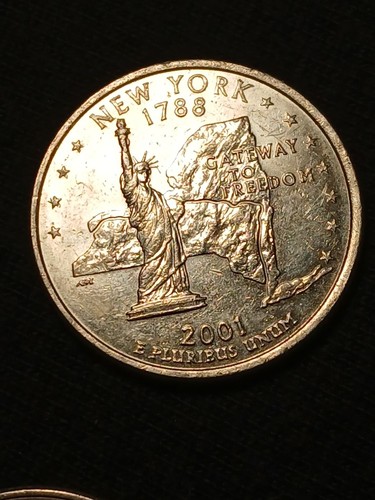 old coin lot《Eisenhower D》《Gold Dollars》《₩orld Coins》《XOX dish》《Necklace》=LOOK= - Picture 9 of 24