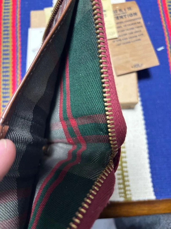 RRL RALPH LAUREN Hombre Oilcloth Cartera Doble Plegable Rojo Sólido Elegante USADO Foto 4 de 4