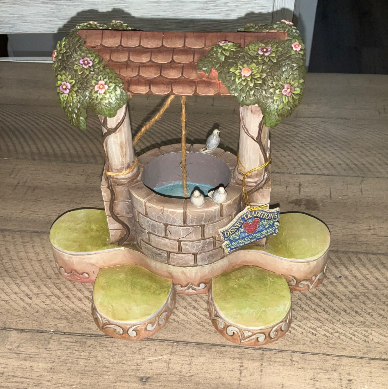 Jim Shore Disney Traditions Wishing Well Display Base 4013987 Snow White W/Box