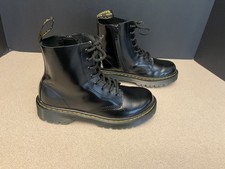 Youth s Girls Dr. Martens 1460 Pascal Bex Zip Leather Combat Boots. Size 3Y.