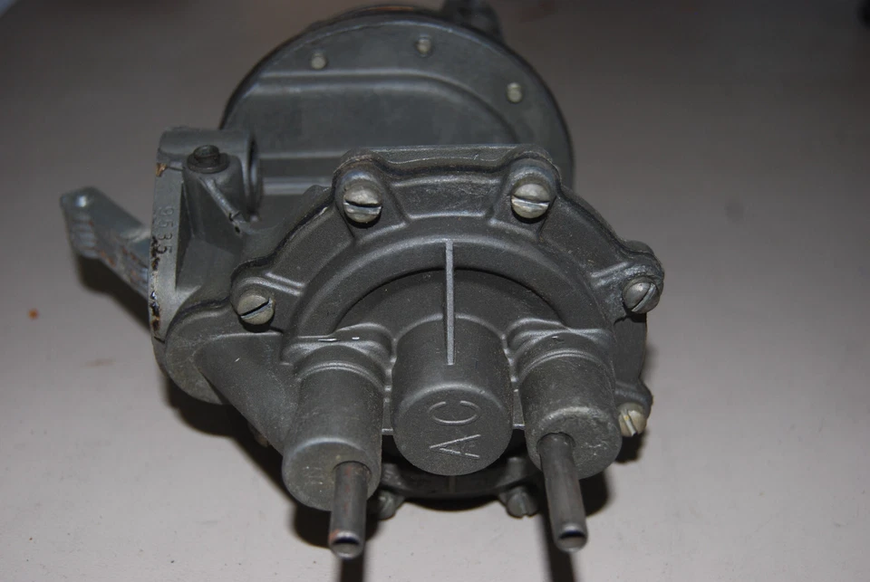 1950-51 Cadillac series 60 61 62 75 Commercial V8 rebuilt fuel pump 9535 - Image 4 of 4