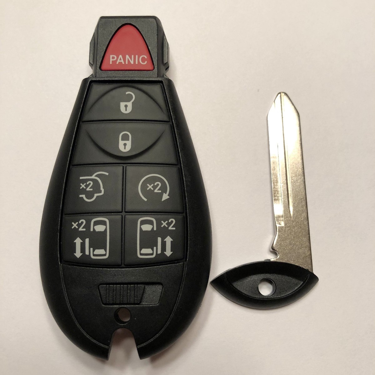 OEM-Style Dodge Challenger Fobik Remote Key (2008–2014) – 435 MHz, 4-Button With Remote Start