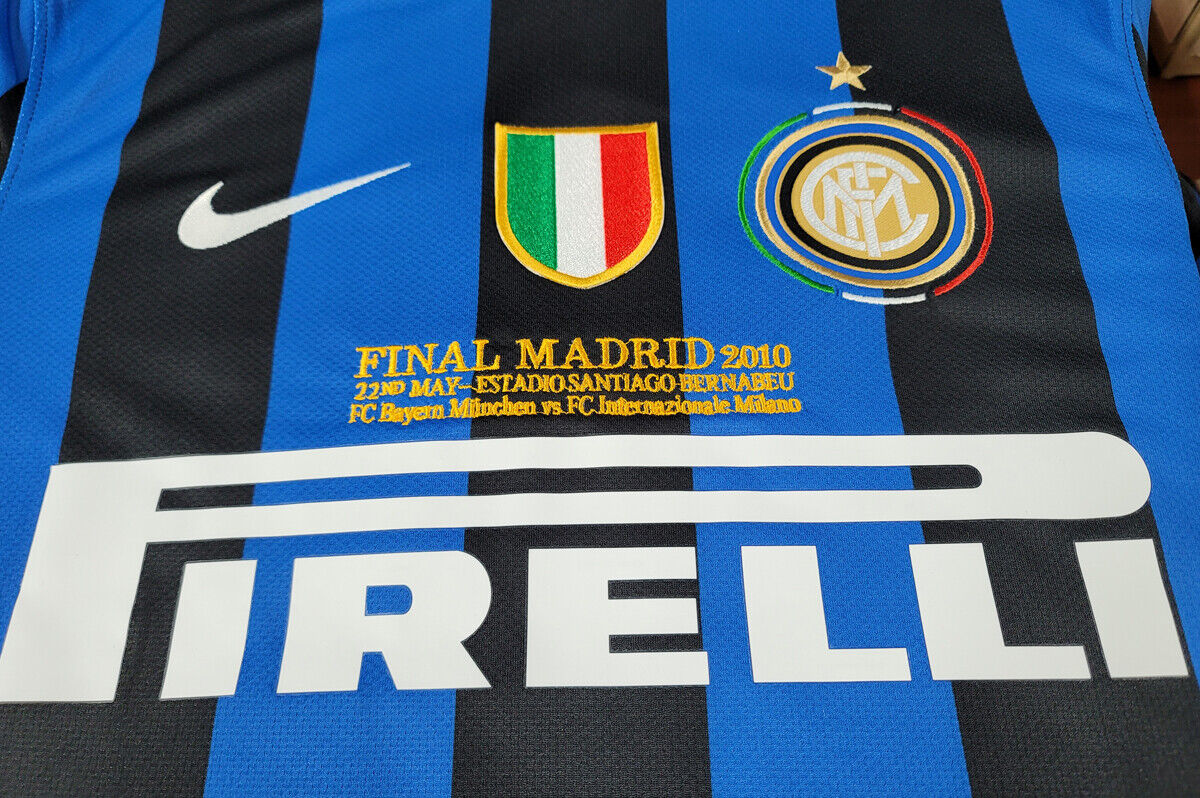 Inter f.c.. 2010-2011. last time (before today) in the champions  quarter-finals. : r/classicsoccer