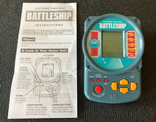 BATTLESHIP - 1995 Milton Bradley Handheld Electronic Game with Instructions VG 