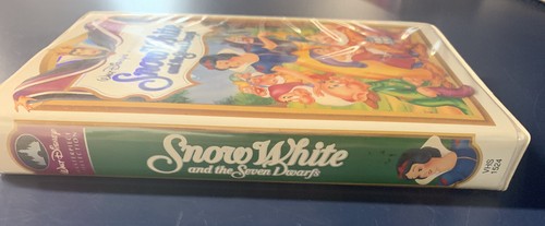 Walt Disney Masterpiece Snow White and the Seven Dwarfs VHS Video 1994 - Picture 10 of 10
