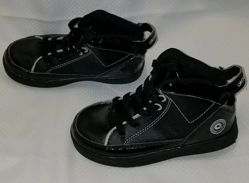 Zapatillas altas Akademiks para niños negras/grises talla 10 Foto 3 de 4