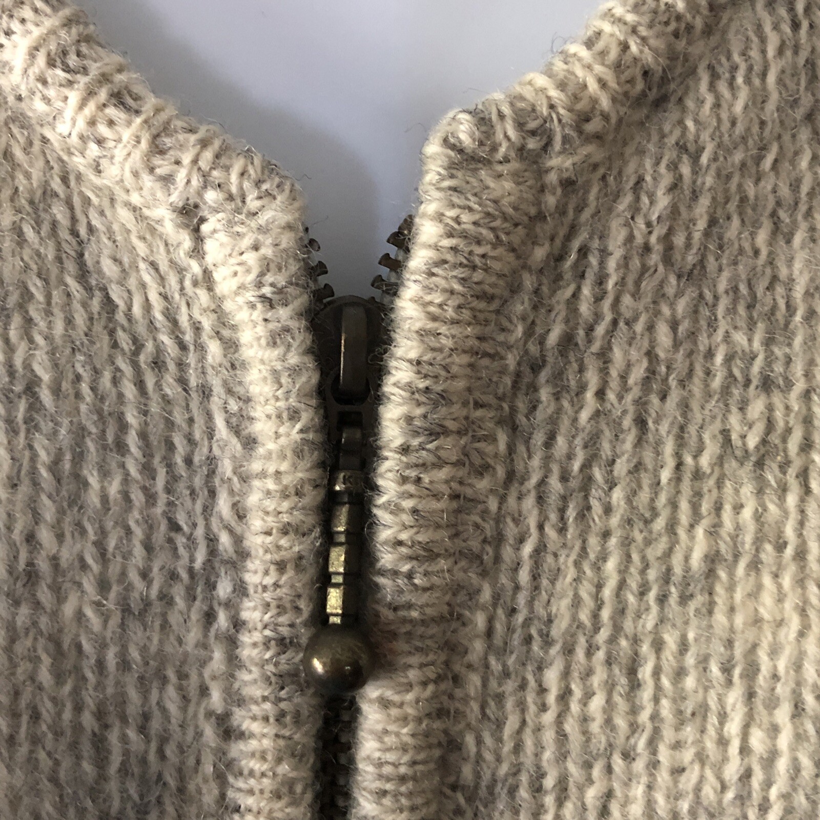 VINTAGE REI MEN'S SWEATER VEST GRAY PURE SHETLAND WOOL FULL ZIP Size