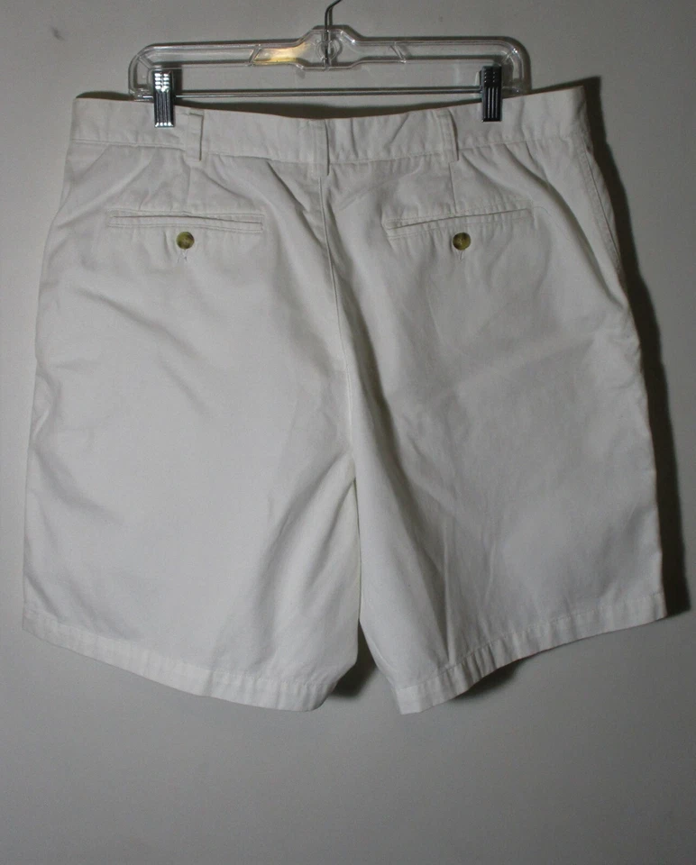 Pantalones cortos chinos de algodón blancos para hombre talla 38 John Ashford Foto 3 de 4