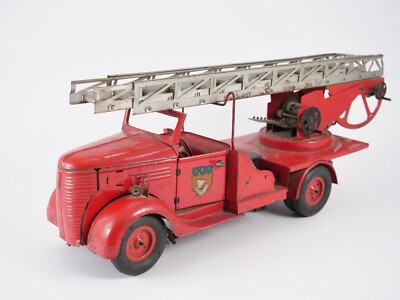 Rare camion mécanique pompiers de Paris  Ho - Lot 246