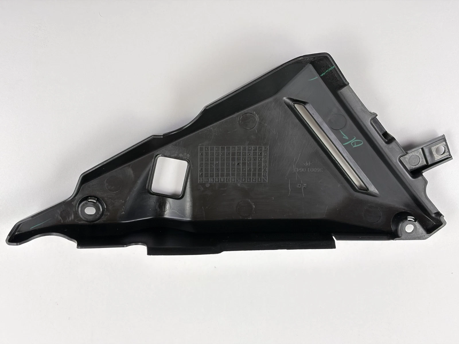 36001-0643 | Kawasaki | Rh Side Cover