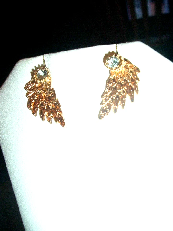 Золото съемный кристалл украшенный крылья ангела Betsey Johnson пирсинг серьги - Изображение 4 из 4