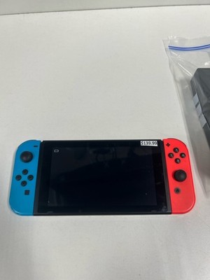 Nintendo Switch HAC-001(-01) 32GB Console with Gray Joy‑Con
