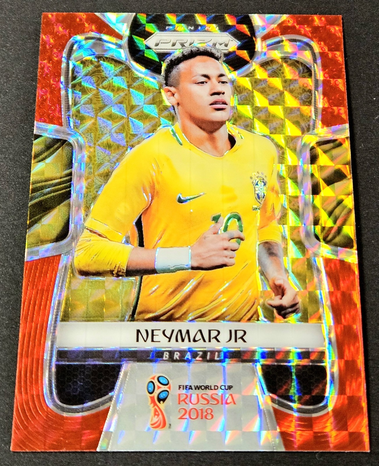 2018 Prizm World Cup Red Mosaic Neymar Jr Refractor FIFA Brazil #25