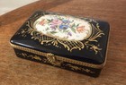 Limoges Porcelaine Decoree A La Main Dresser Box Trinket Hand Painted Signed