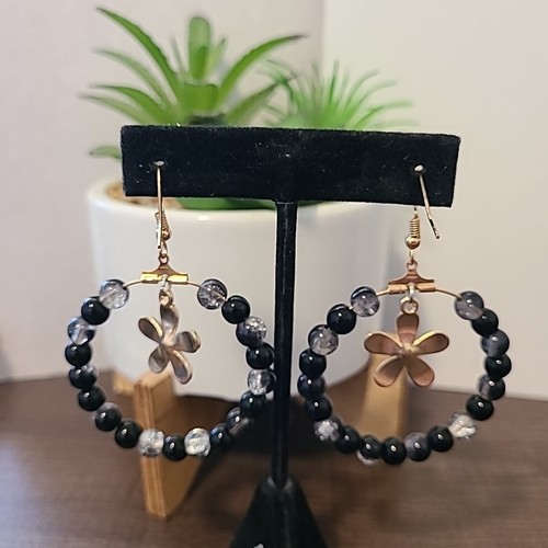Handcrafted Black Beads w/Spacers Dangle Drop Earrings NEW Ladies Fashion Office - Picture 3 of 7