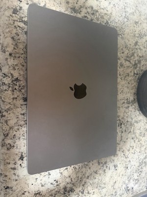 Apple MacBook Air 15.3'' M3 8GB RAM 494GB SSD Gray Retina macOS Sequoia 2024